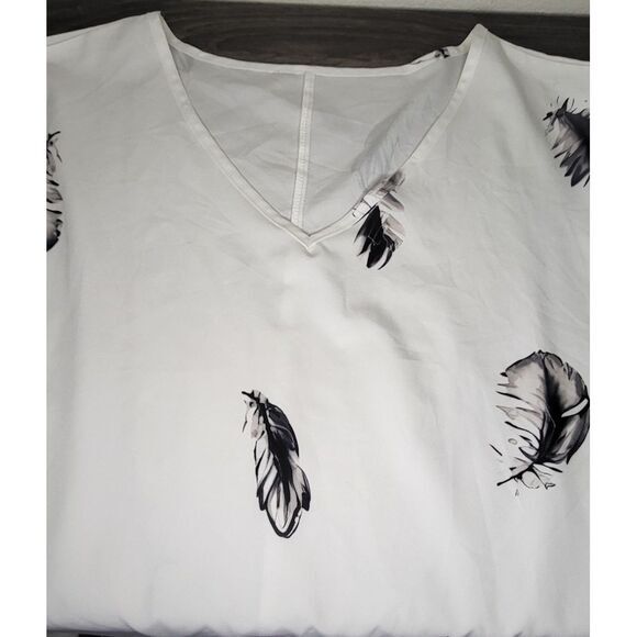 Blouse for women's‎ - Picture 6 of 6